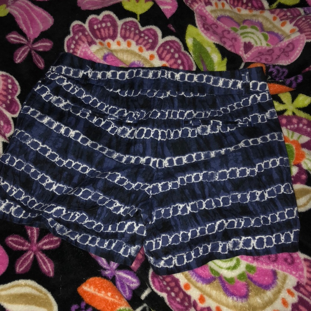 J Crew Pattern Shorts - Picture 4 of 4
